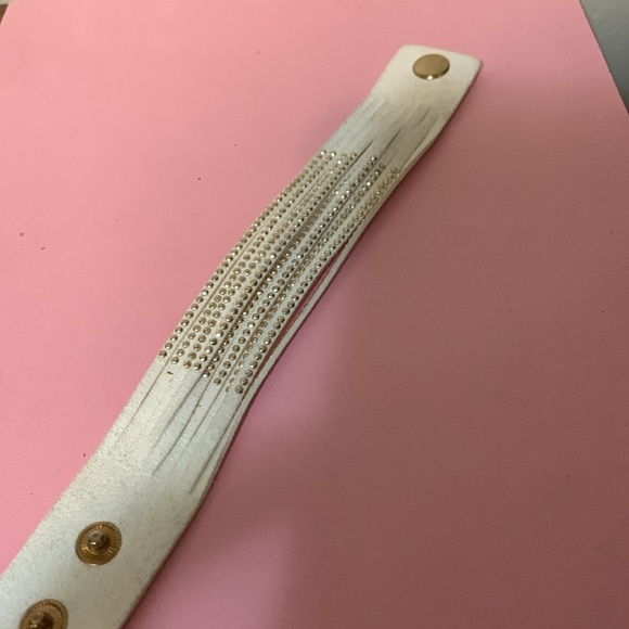 Unique leather bracelet 8 1/2” - Picture 7 of 8